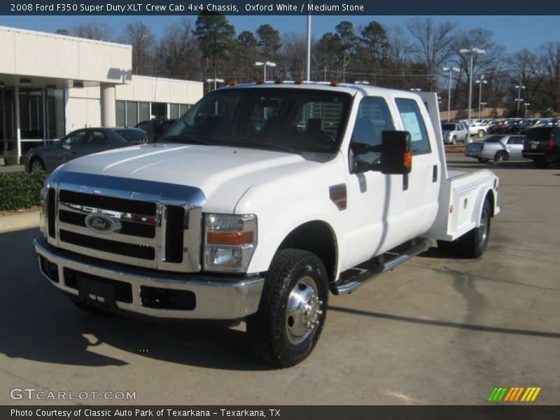 Oxford White / Medium Stone 2008 Ford F350 Super Duty XLT Crew Cab 4x4 Chassis