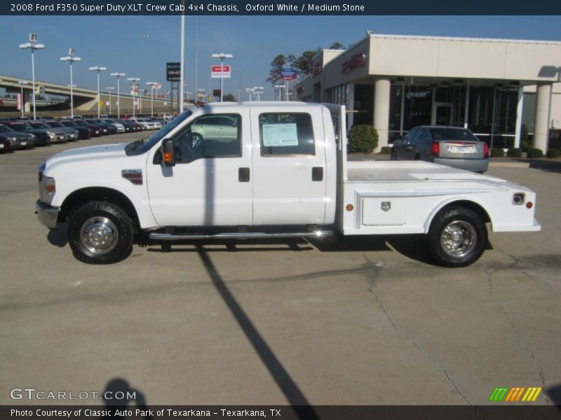 Oxford White / Medium Stone 2008 Ford F350 Super Duty XLT Crew Cab 4x4 Chassis