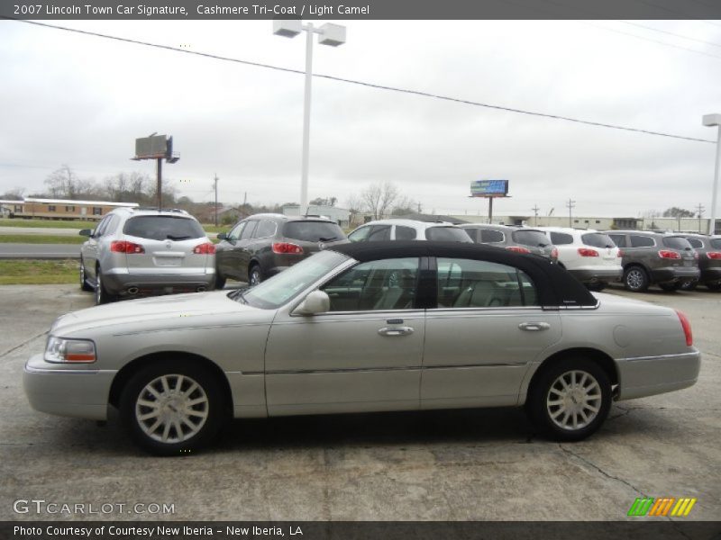 Cashmere Tri-Coat / Light Camel 2007 Lincoln Town Car Signature