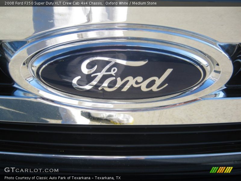 Oxford White / Medium Stone 2008 Ford F350 Super Duty XLT Crew Cab 4x4 Chassis
