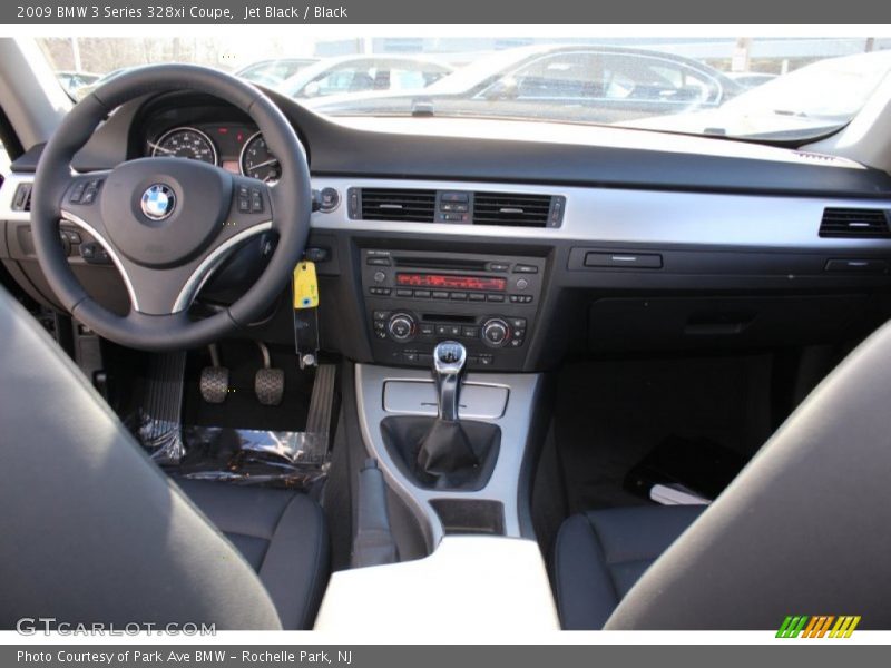 Jet Black / Black 2009 BMW 3 Series 328xi Coupe