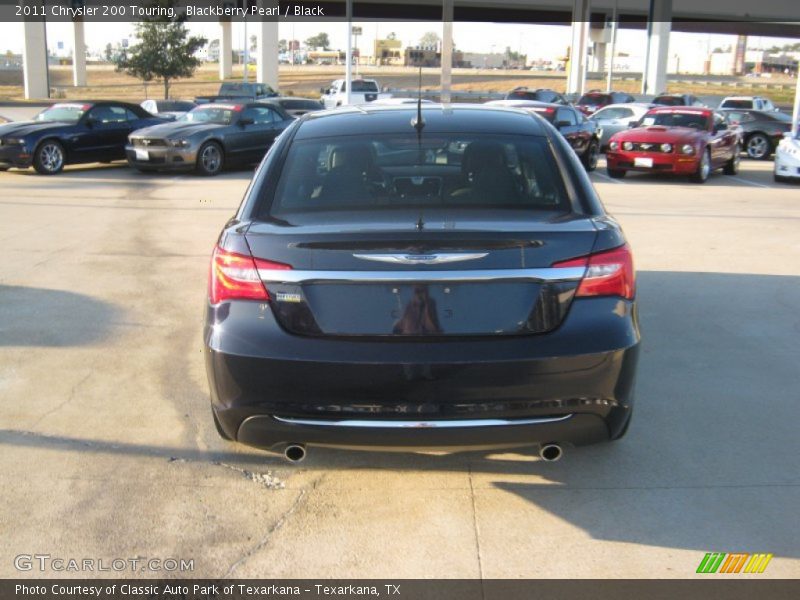 Blackberry Pearl / Black 2011 Chrysler 200 Touring
