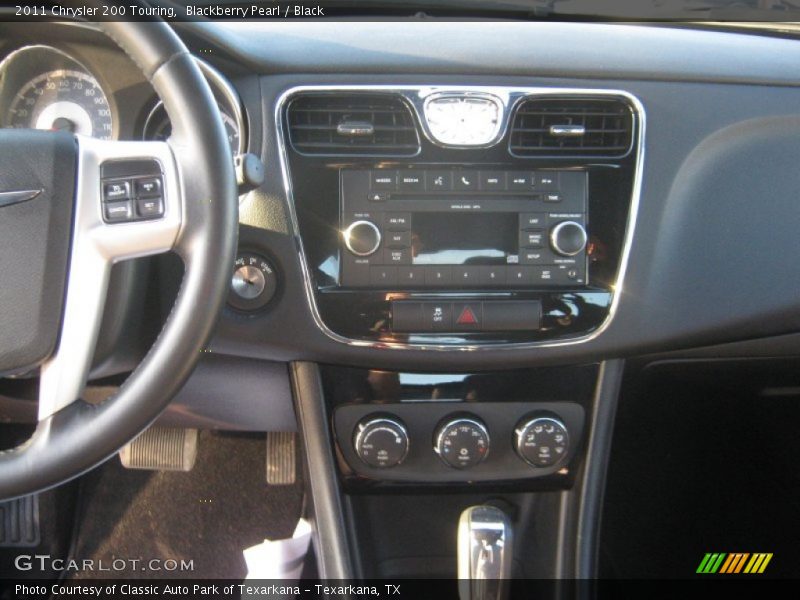 Blackberry Pearl / Black 2011 Chrysler 200 Touring
