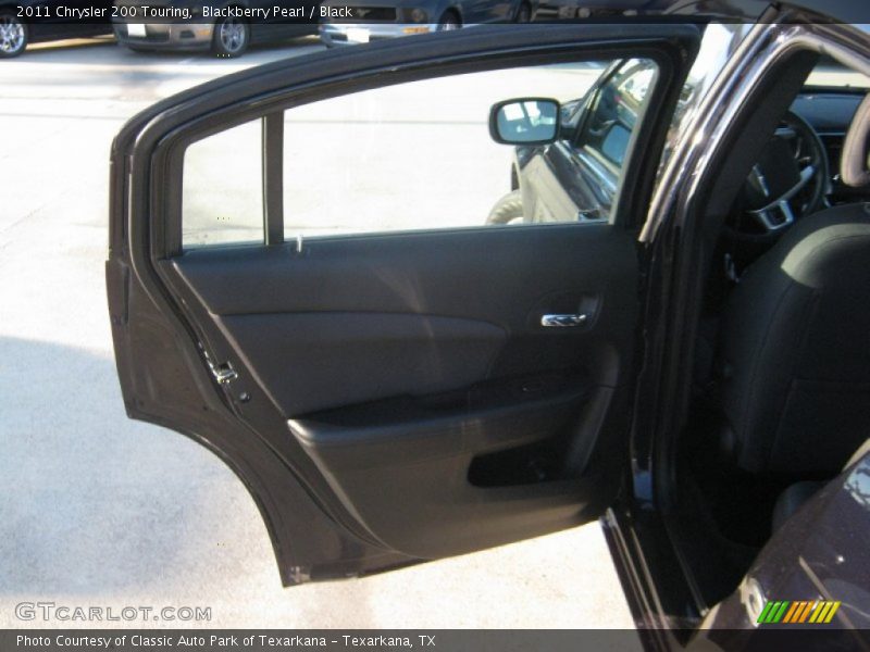 Blackberry Pearl / Black 2011 Chrysler 200 Touring