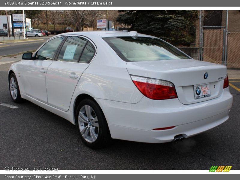 Alpine White / Cream Beige 2009 BMW 5 Series 528xi Sedan