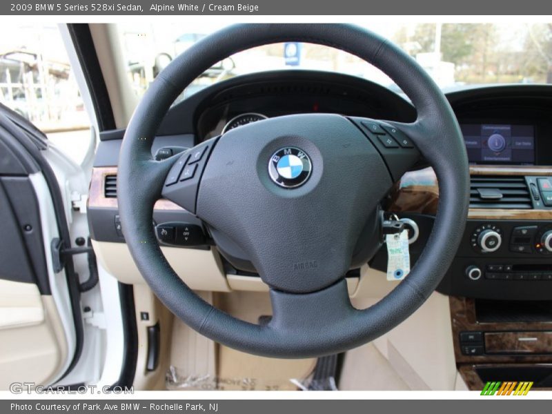Alpine White / Cream Beige 2009 BMW 5 Series 528xi Sedan