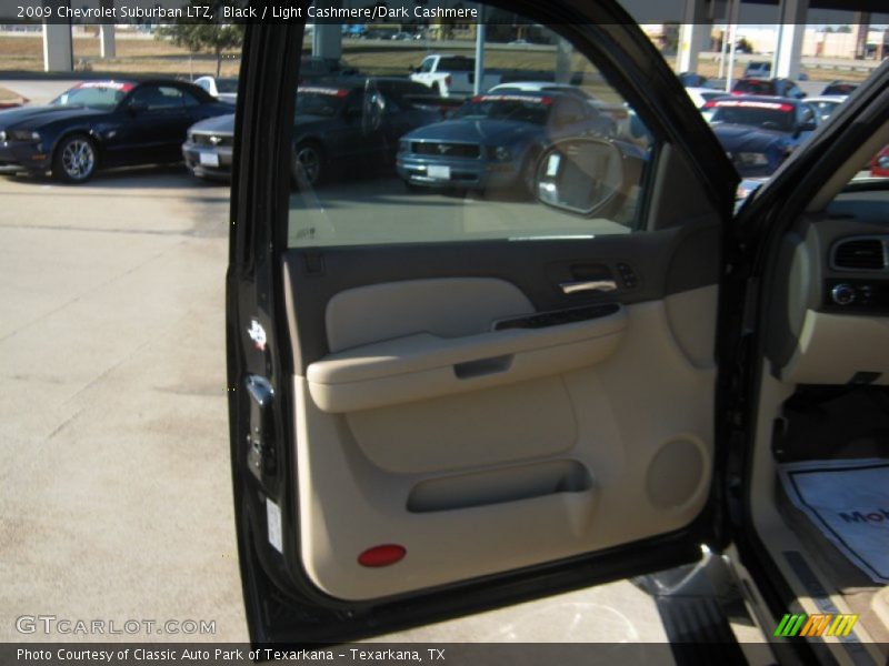 Black / Light Cashmere/Dark Cashmere 2009 Chevrolet Suburban LTZ