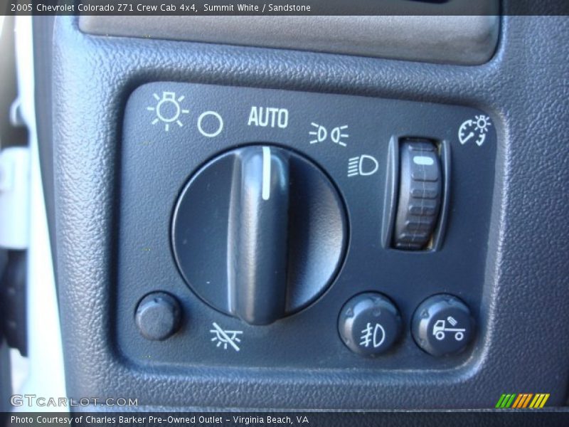 Summit White / Sandstone 2005 Chevrolet Colorado Z71 Crew Cab 4x4