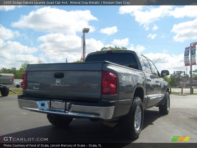 Mineral Gray Metallic / Medium Slate Gray 2005 Dodge Dakota Laramie Quad Cab 4x4