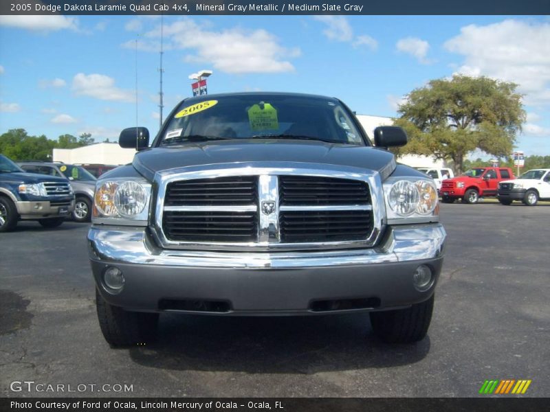 Mineral Gray Metallic / Medium Slate Gray 2005 Dodge Dakota Laramie Quad Cab 4x4