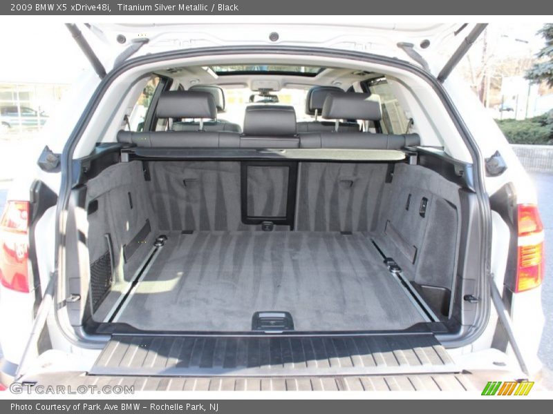  2009 X5 xDrive48i Trunk