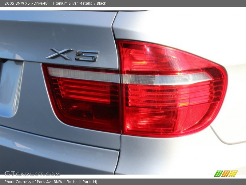 Titanium Silver Metallic / Black 2009 BMW X5 xDrive48i