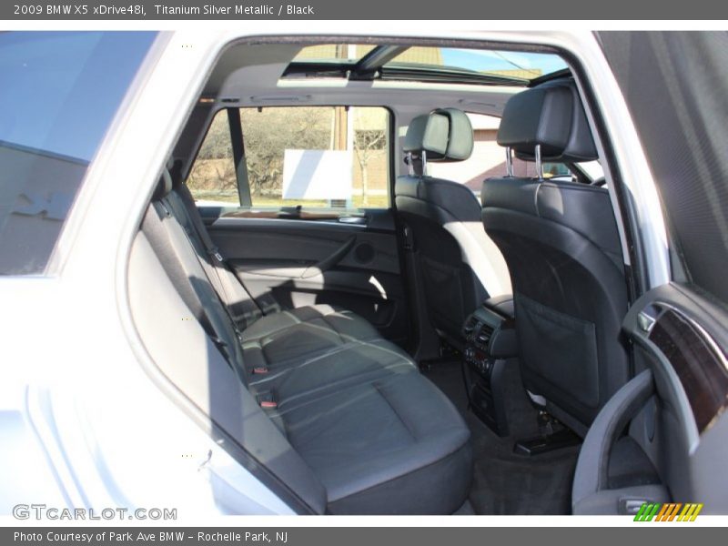 Titanium Silver Metallic / Black 2009 BMW X5 xDrive48i