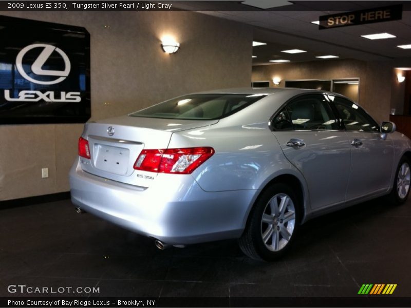 Tungsten Silver Pearl / Light Gray 2009 Lexus ES 350