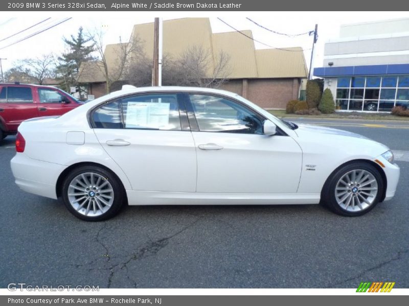  2009 3 Series 328xi Sedan Alpine White