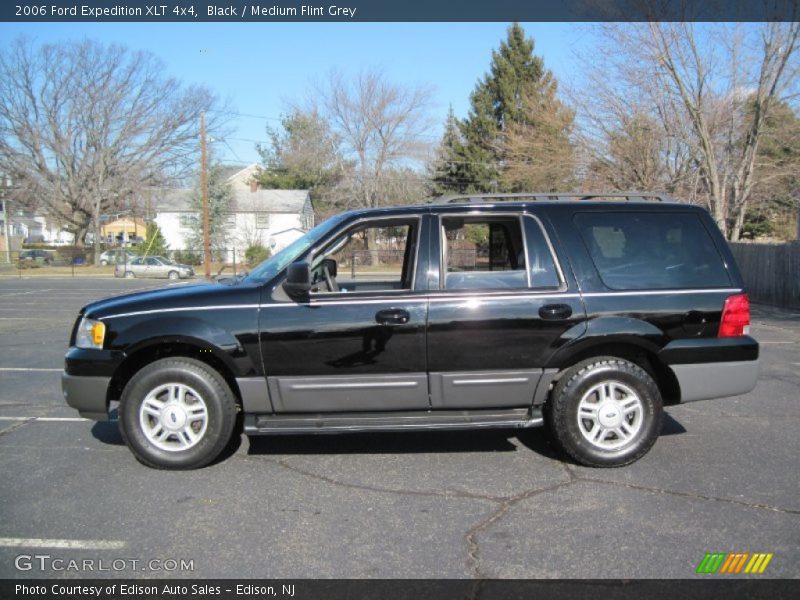 Black / Medium Flint Grey 2006 Ford Expedition XLT 4x4