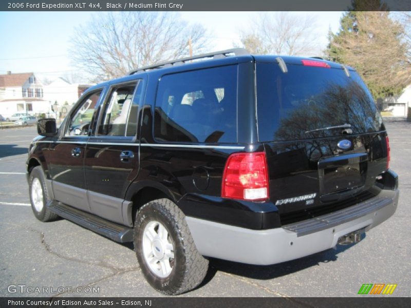 Black / Medium Flint Grey 2006 Ford Expedition XLT 4x4