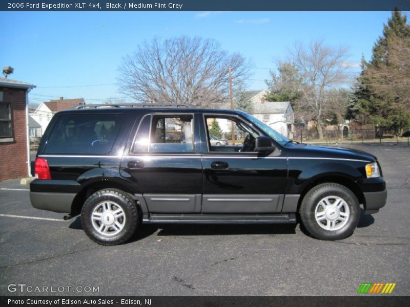 Black / Medium Flint Grey 2006 Ford Expedition XLT 4x4