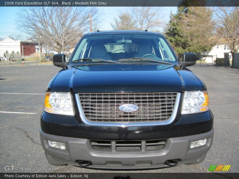 Black / Medium Flint Grey 2006 Ford Expedition XLT 4x4