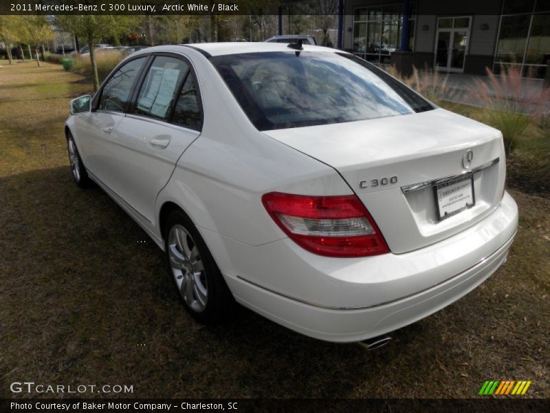 Arctic White / Black 2011 Mercedes-Benz C 300 Luxury