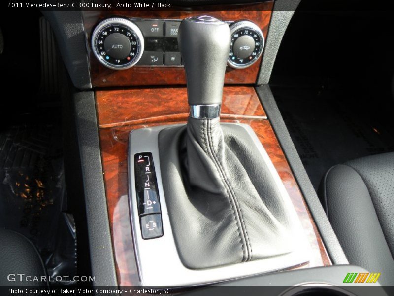 Arctic White / Black 2011 Mercedes-Benz C 300 Luxury