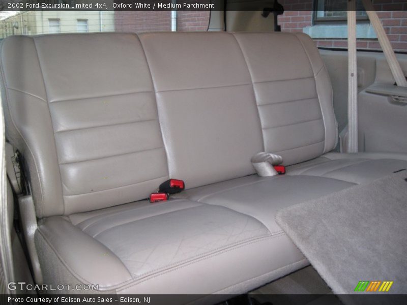 Oxford White / Medium Parchment 2002 Ford Excursion Limited 4x4