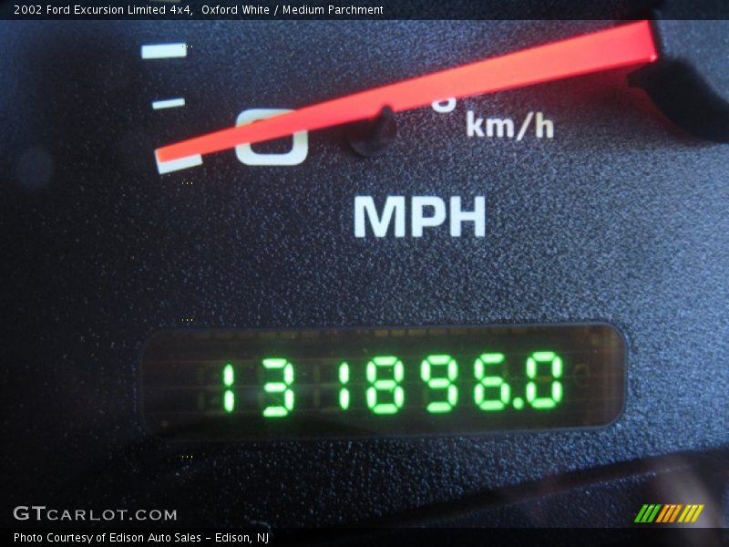 Oxford White / Medium Parchment 2002 Ford Excursion Limited 4x4