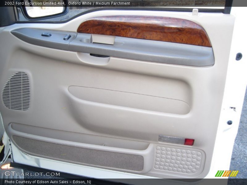 Oxford White / Medium Parchment 2002 Ford Excursion Limited 4x4
