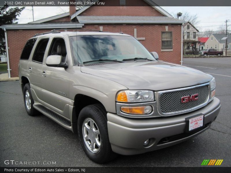 Pewter Metallic / Stone Gray 2002 GMC Yukon Denali AWD