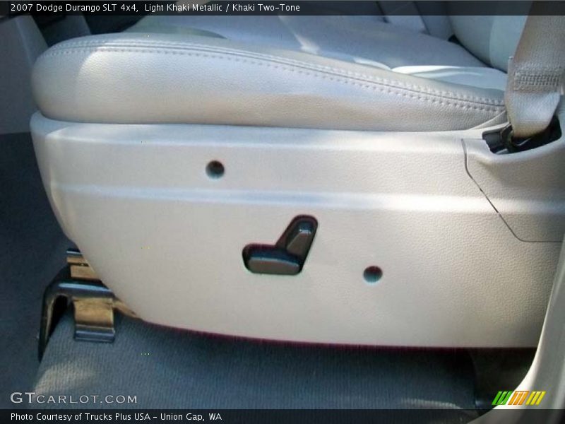 Light Khaki Metallic / Khaki Two-Tone 2007 Dodge Durango SLT 4x4