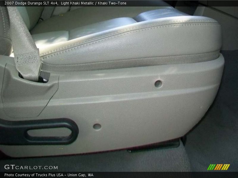 Light Khaki Metallic / Khaki Two-Tone 2007 Dodge Durango SLT 4x4