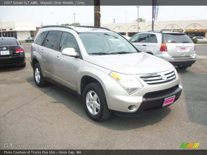 Majestic Silver Metallic / Grey 2007 Suzuki XL7 AWD