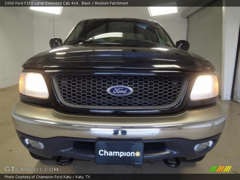 Black / Medium Parchment 2000 Ford F150 Lariat Extended Cab 4x4