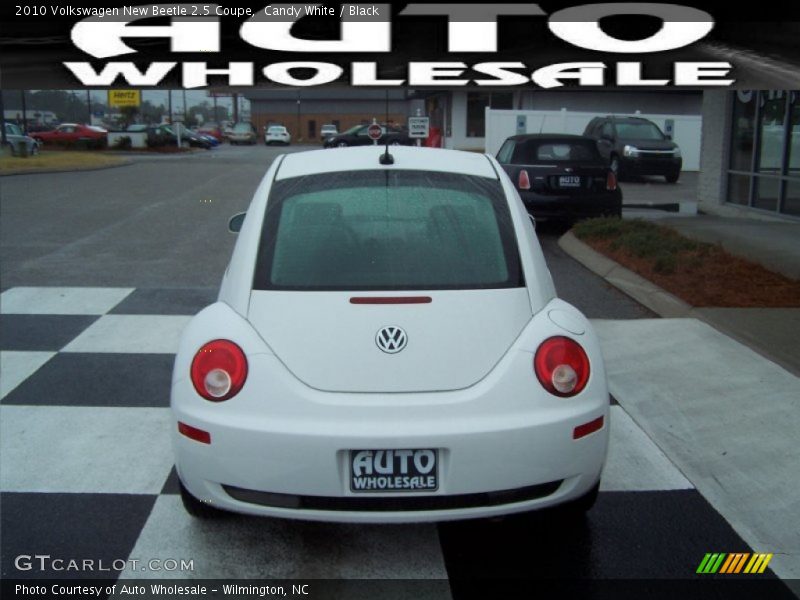 Candy White / Black 2010 Volkswagen New Beetle 2.5 Coupe