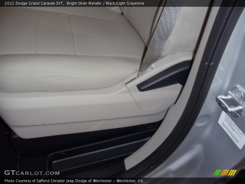 Bright Silver Metallic / Black/Light Graystone 2012 Dodge Grand Caravan SXT