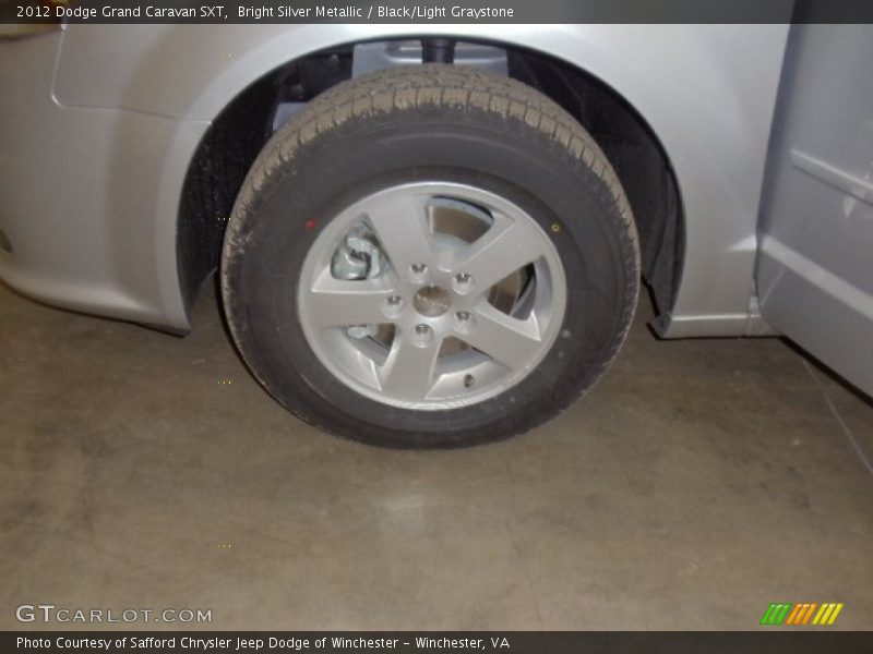 Bright Silver Metallic / Black/Light Graystone 2012 Dodge Grand Caravan SXT