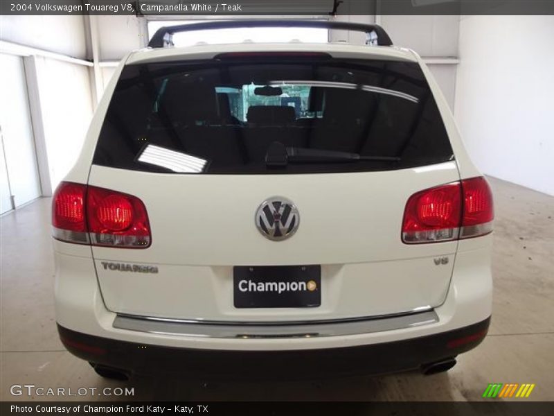 Campanella White / Teak 2004 Volkswagen Touareg V8