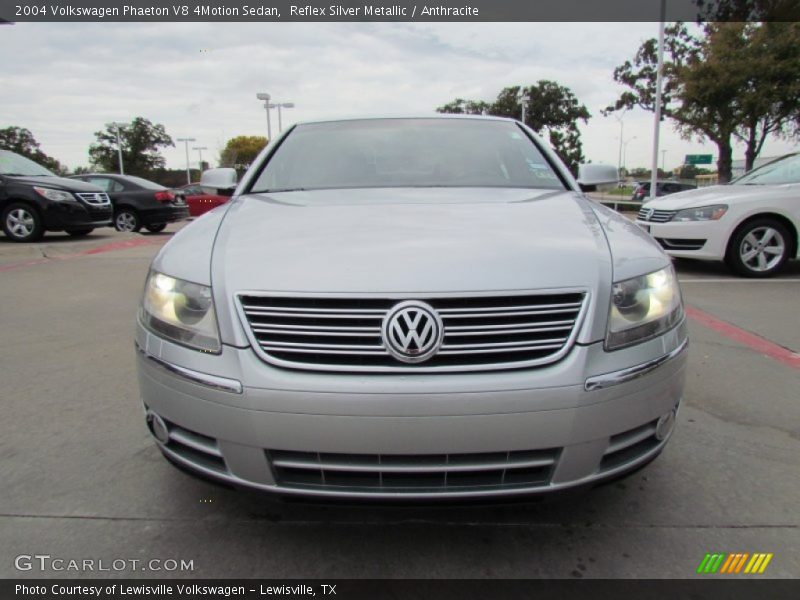 Reflex Silver Metallic / Anthracite 2004 Volkswagen Phaeton V8 4Motion Sedan