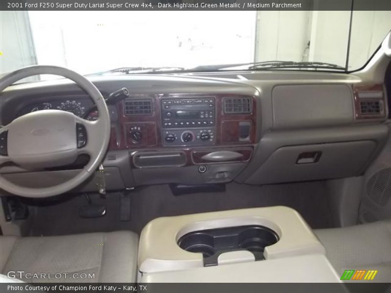 Dark Highland Green Metallic / Medium Parchment 2001 Ford F250 Super Duty Lariat Super Crew 4x4