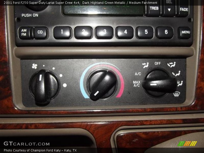 Dark Highland Green Metallic / Medium Parchment 2001 Ford F250 Super Duty Lariat Super Crew 4x4