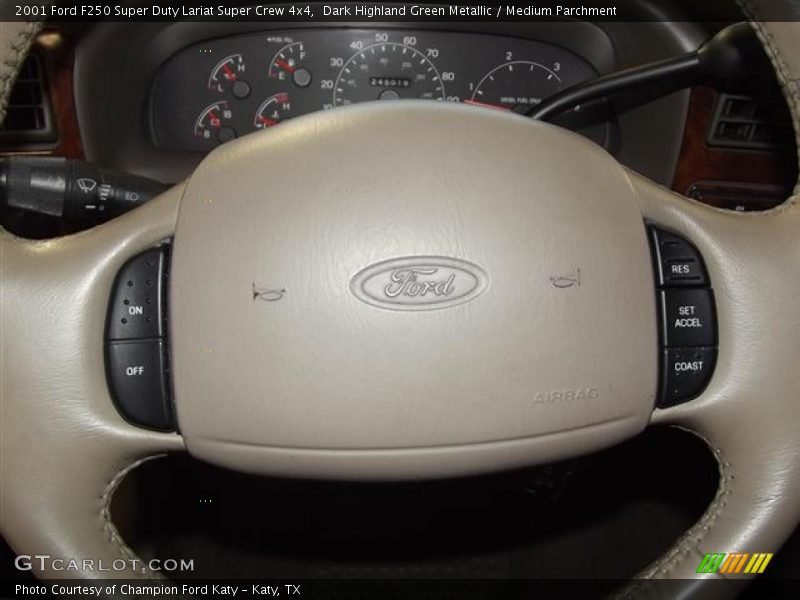 Dark Highland Green Metallic / Medium Parchment 2001 Ford F250 Super Duty Lariat Super Crew 4x4