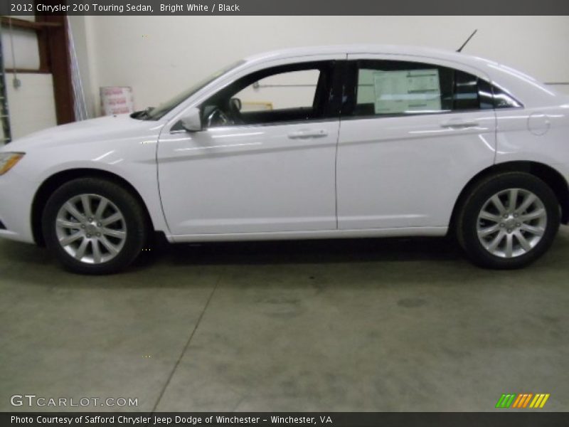 Bright White / Black 2012 Chrysler 200 Touring Sedan