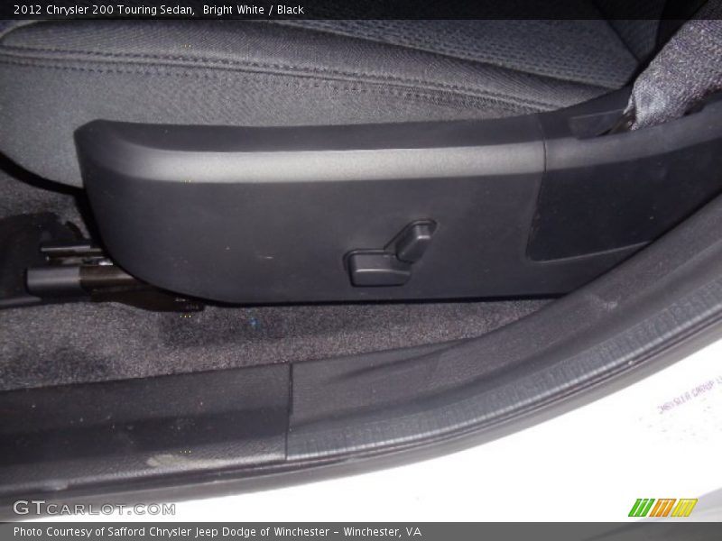 Bright White / Black 2012 Chrysler 200 Touring Sedan