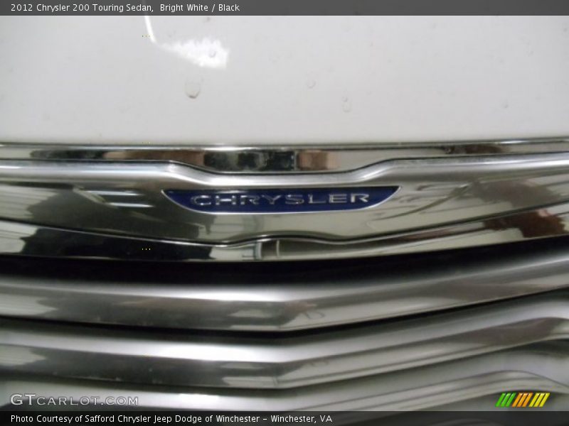 Bright White / Black 2012 Chrysler 200 Touring Sedan