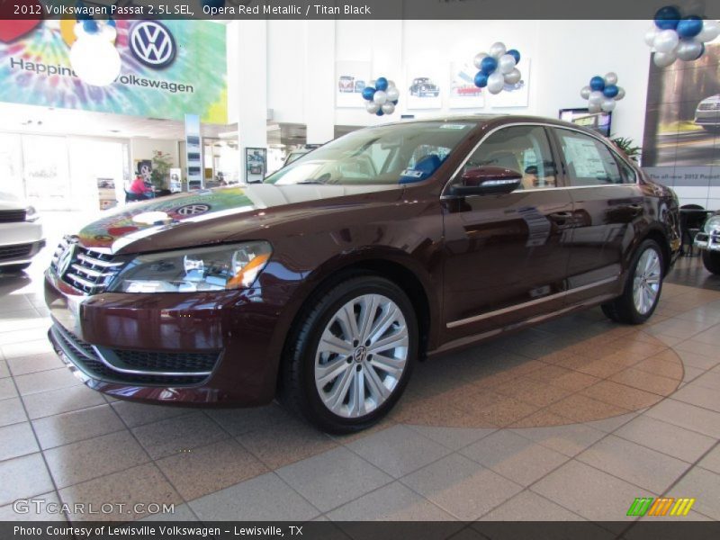 Opera Red Metallic / Titan Black 2012 Volkswagen Passat 2.5L SEL