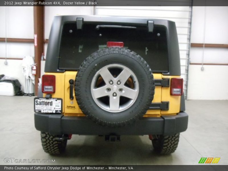 Dozer Yellow / Black 2012 Jeep Wrangler Rubicon 4X4