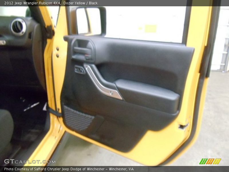 Dozer Yellow / Black 2012 Jeep Wrangler Rubicon 4X4