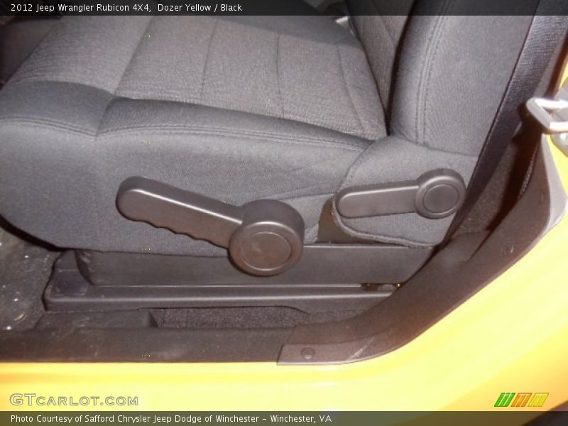 Dozer Yellow / Black 2012 Jeep Wrangler Rubicon 4X4