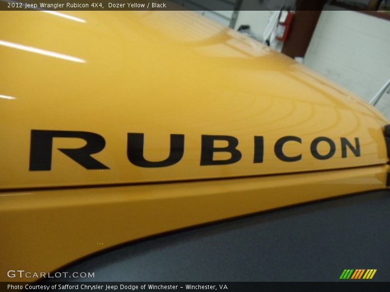 Dozer Yellow / Black 2012 Jeep Wrangler Rubicon 4X4
