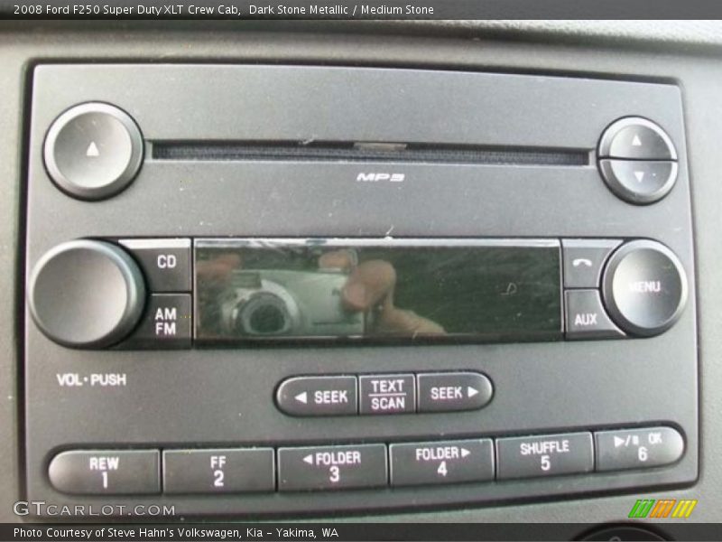 Audio System of 2008 F250 Super Duty XLT Crew Cab